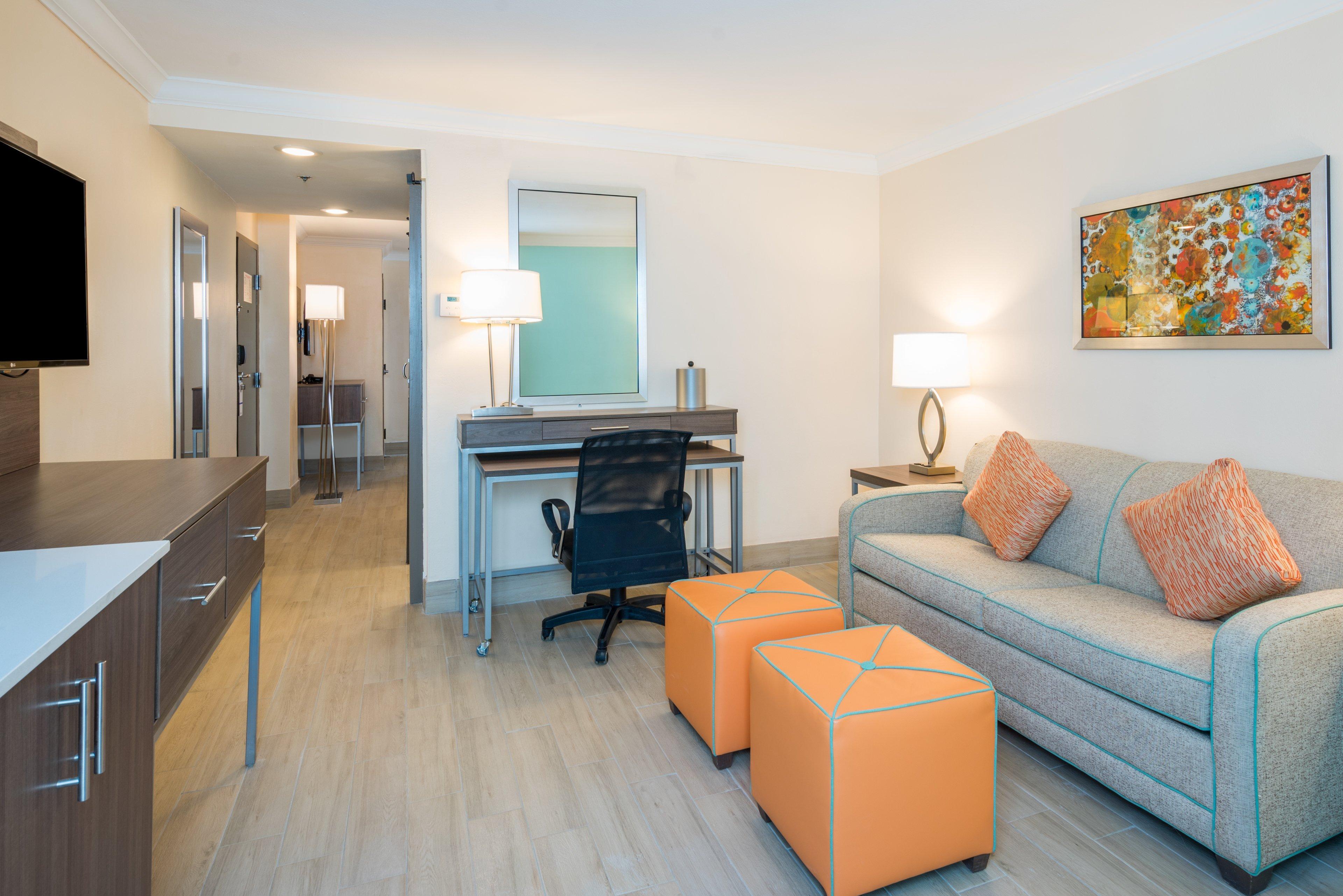 Holiday Inn Express & Suites Nassau By Ihg Exterior photo