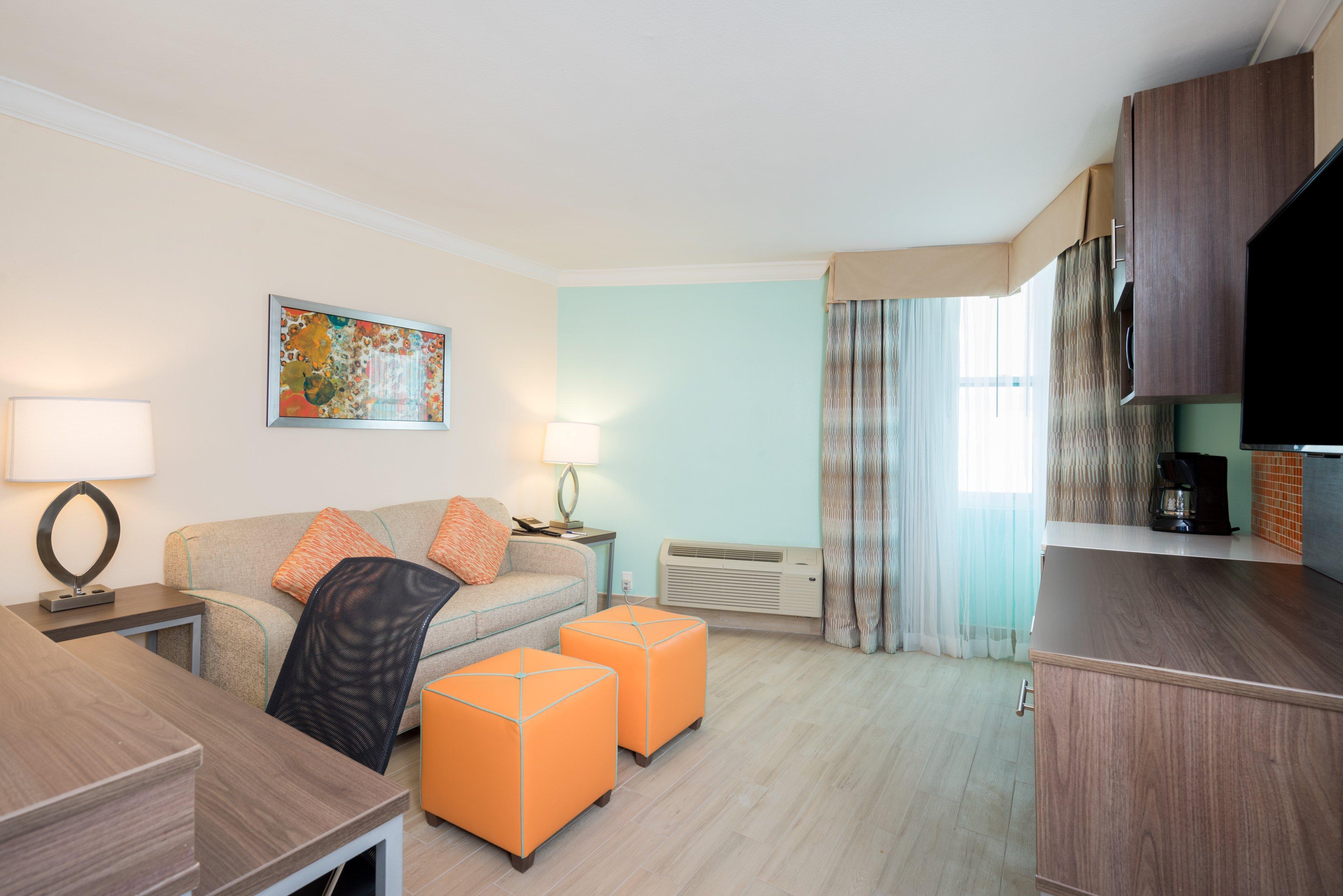 Holiday Inn Express & Suites Nassau By Ihg Exterior photo