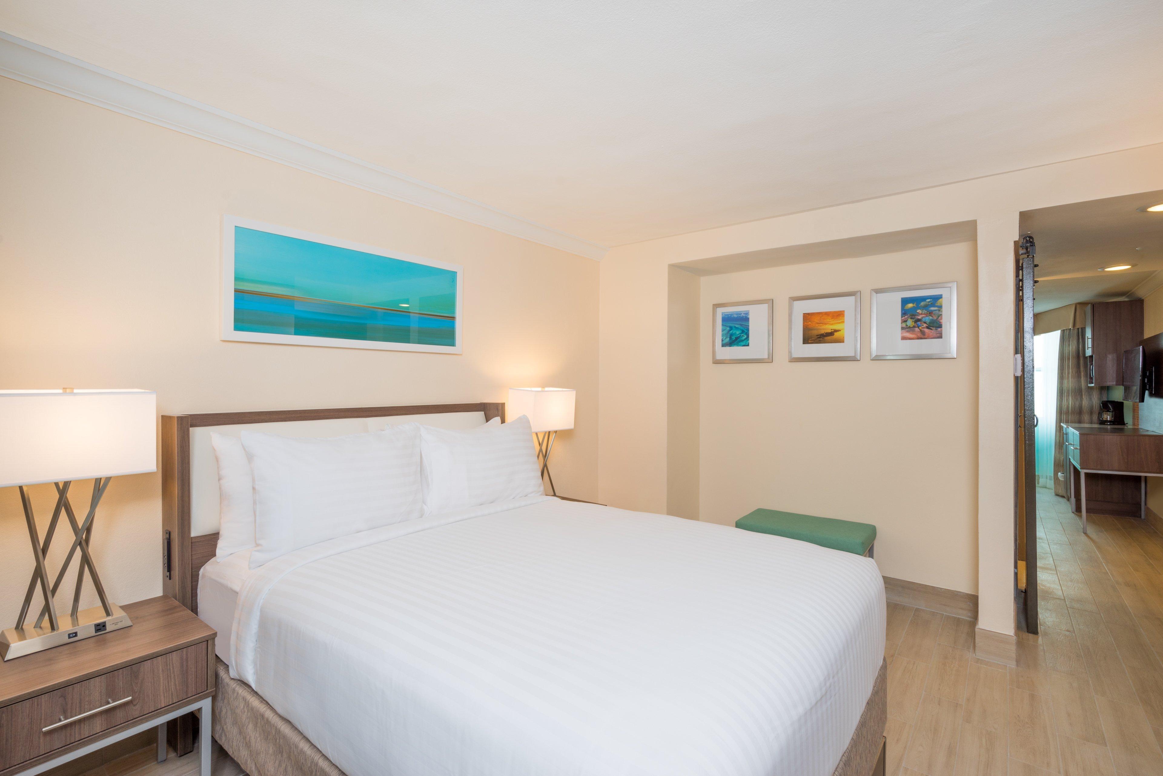 Holiday Inn Express & Suites Nassau By Ihg Exterior photo